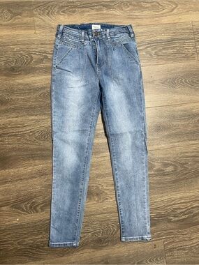 Track 23 Light Blue Denim blue Jeans with Tan Stitching skinny size 9